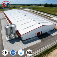Gallinero Moderno Prefabricado con Estructura de Acero, Armazón Galvanizado de Alta Resistencia, Resistente al Viento, para Gallinas de Corral