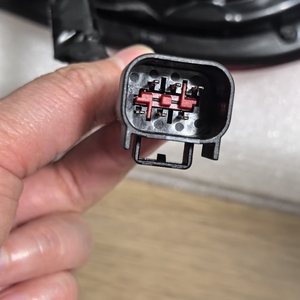 Luces Traseras LED Rojas Nuevas para <span class=keywords><strong>XJ</strong></span>/XJL/X351 2010-2015 OE C2D51413/C2D51416 12V <span class=keywords><strong>3000</strong></span> Lm - Product Image 3