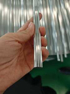 Barre d'espacement en aluminium flexible Yaxinhua pour porte et mur-rideau en verre isolant avec garantie de 10 ans - Product Image 4