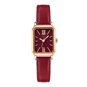 Élégante montre pour femme à cadran blanc et or rose ; montre à quartz vintage à petit cadran carré avec bracelet en cuir noir – un best-seller. - Product Image 6