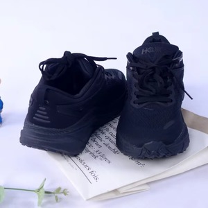 Chaussures de course en plein air de la marque originale HOKAS, nouveaux modèles avec ventilation en mesh et design antidérapant pour les activités sportives - Product Image 4