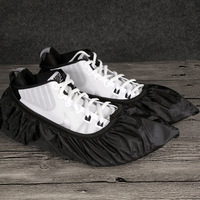 Couvre-chaussures noirs imperméables en plastique TP durable, réutilisables, pour patins à roulettes, patins à glace et sols domestiques