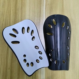 Espinilleras Profesionales para Fútbol, Running, Baloncesto, Voleibol, Talla S, Negras, de Plástico, Equipo de Protección 9003, Modelo Económico - Product Image 2