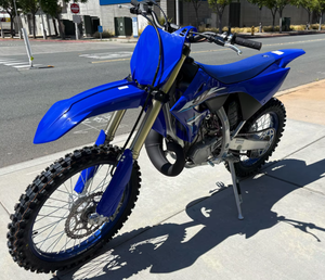 มอเตอร์ไซค์ YZ 250X ปี 2025 ผลิตในญี่ปุ่น ความเร็วสูงสุดเกิน 80 กม./ชม. พร้อมจัดส่ง - Product Image 3