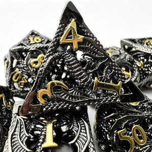 Exquisitos dados poliédricos de metal hueco con diseño de dragón espiral tallado en el interior, kit temático de fantasía para accesorios de juegos de rol de mesa COC - Product Image 5