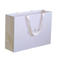 Sacs d'emballage de luxe personnalisés en carton recyclable avec poignées en corde de coton pour vêtements, bougies et artisanat