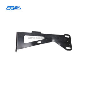 Pièces de voiture d'occasion haut de gamme Support de montage du refroidisseur intermédiaire pour Lotus Emira 2021-2025 8891781510 - Product Image 1