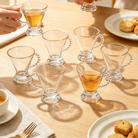 Ensemble de verres à poignée avec finition brillante polie, vaisselle multi-personnes pour les réunions à la maison, ensemble de verres à jus