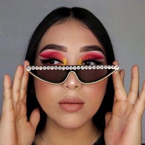 Lunettes de soleil de luxe vintage pour femmes 2020, monture petite, œil de chat, lunettes de soleil en strass pour femmes - Product Image 2