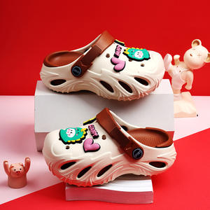 DERAN OEM récolte les derniers <span class=keywords><strong>sabots</strong></span> pour garçons <span class=keywords><strong>sabots</strong></span> de dessin animé sandales confortables en EVA antidérapant mignon enfants pantoufles personnalisées <span class=keywords><strong>sabots</strong></span> d'écho - Product Image 3