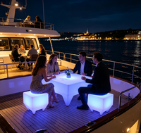 Ensemble de tables en cube LED lumineuses avec protection IP65, garantie de 2 ans, intensité réglable et CRI 95 élevé pour les rassemblements sociaux en extérieur