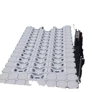 Plateformes flottantes pour marinas avec rouleaux cubiques en provenance de Chine - Product Image 1