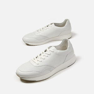 Fabricant de baskets personnalisées, dernières baskets plates en cuir respirant de style sportif, baskets blanches décontractées pour hommes et femmes - Product Image 2