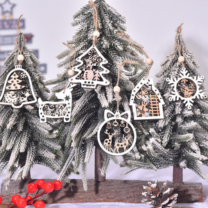 Adornos navideños de madera 3D huecos, cortados con láser, decoraciones colgantes para árbol, estilo rústico, diseño de campana, copo de nieve, ciervo y casa. - Product Image 2