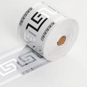 <span class=keywords><strong>Bordo</strong></span> <span class=keywords><strong>Decorativo</strong></span> in PVC Effetto Marmo con Finitura Metallica Dorata, Autoadesivo e Impermeabile <span class=keywords><strong>per</strong></span> Piastrelle di Cucina e Bagno, Vendita all'Ingrosso OEM - Product Image 2