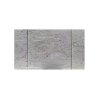 Dalles de marbre blanc poli de luxe modernes pour marches d'escalier, comptoirs de salle de bain et murs de fond
