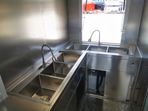 Remolque de Comida Móvil Cuadrado SL-6Z con Baño para Venta de Snacks, Hot Dogs, Pizza, Kebabs y Papas Fritas para Puestos de Comida - Product Image 6