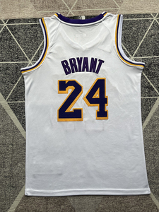 Nuovi Stili 2024 Vendite Calde e Alta Qualità Maglia da Basket Maschile Ricamata e Cucita # Maglia 24 di Bryant dei <span class=keywords><strong>Los</strong></span> <span class=keywords><strong>Angeles</strong></span> <span class=keywords><strong>Lakers</strong></span> - Product Image 3
