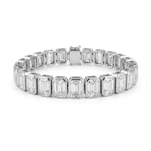 Pulsera de Diamantes Symphony con Bisel de Esmeralda - Oro de 9k, 14k, 18k - Product Image 5