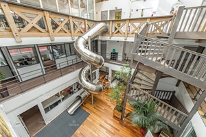 <span class=keywords><strong>Toboggan</strong></span> multifonctionnel en acier inoxydable pour enfants et adultes, idéal pour les jardins, les établissements scolaires, les résidences, les écoles publiques et les aéroports - Product Image 2