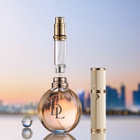 Flacon pulvérisateur en acier inoxydable 5 ml avec logo personnalisé, atomiseur de voyage en métal de luxe à remplissage par le bas pour huiles essentielles et parfums
