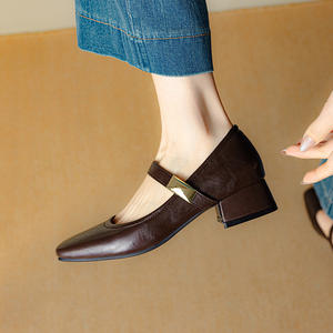 Chaussures pour femmes printemps-automne 2025, chaussures plates à talon compensé avec bride à la cheville, style rétro français, chaussures décontractées - Product Image 4