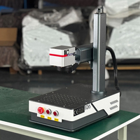 Mini Macchina per Marcatura Laser a Fibra per Incisione su Gioielli e Metalli 20W 30W 50W Marcatore Laser a Fibra Raycus JPT