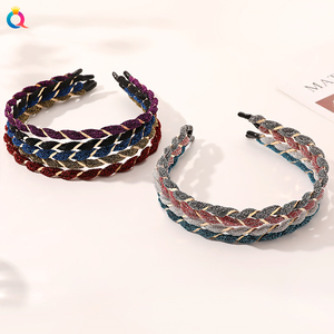 Fascia per capelli brillante con <span class=keywords><strong>colore</strong></span> oro Twist in <span class=keywords><strong>metallo</strong></span> da donna Outdoor Casual per capelli QIYUE - Product Image 1