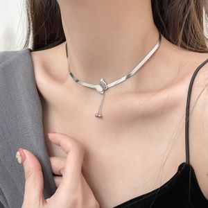 Collar de Plata de Ley S925 Yinruitai con Diseño de Mariposa y Borla, Cadena para Clavícula, Simple y Lujoso, para Uso Diario - Product Image 5