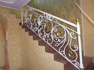 Escalera Moderna de Hierro Fabricada con Acero Sólido de 14x14 mm y Tres Años de Garantía, Alta Calidad - Product Image 6