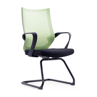 Chaise de bureau ergonomique en maille durable au design moderne pour salle de réunion et salle de discussion