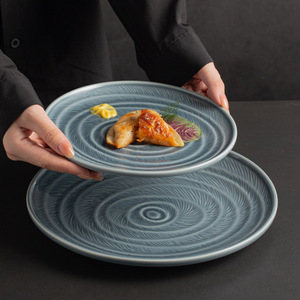 จานเซรามิกสำหรับเสิร์ฟสเต็ก จานอาหารร้านอาหารไทย จานพาสต้าตื้นสำหรับใช้ในบ้าน ภาชนะใส่อาหารระดับไฮเอนด์ ใช้กับไมโครเวฟได้ - Product Image 4