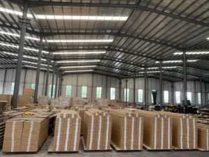 ألواح جدارية خشبية عازلة للصوت مرنة وصديقة للبيئة بتصميم عصري ثلاثي الأبعاد منحني ومضلع للفنادق - Product Image 4