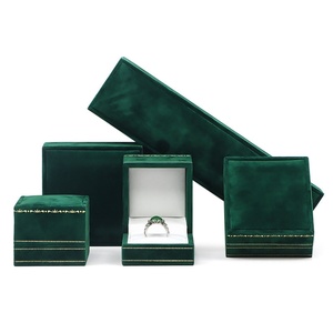 Creative Velvet Jewelry <b>Box</b> <b>Packaging</b> <b>Box</b> Green Navy Blue Right Angle Vintage Style Velvet Trim Jewelry <b>Box</b> for Jewelry Packing - Product Image 5