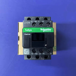 คอนแทคเตอร์ Schneider Tesys Deca Series รุ่น Lc1d18m7c 3p(<span class=keywords><strong>3</strong></span> ขา) AC-<span class=keywords><strong>3</strong></span>/AC-3E, 0 ถึง 440 โวลต์, 18 แอมป์, คอยล์ 220 โวลต์ 50/60 เฮิรตซ์ - Product Image 1
