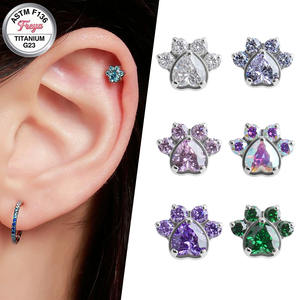 Boucles d'oreilles clous de créateur Freya, motif patte de chat, en titane, bijoux coréens pour <span class=keywords><strong>piercing</strong></span> de nez, labret, <span class=keywords><strong>langue</strong></span>, hélix, pour femmes - Product Image 1