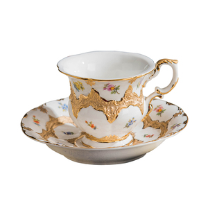 Wholesale Luxury Hand Painting Gilded Gold <b>Tea</b> <b>Cups</b> <b>Set</b> With Tray Aristocrat Use <b>Tea</b> <b>Cup</b> <b>Set</b> - Product Image 3