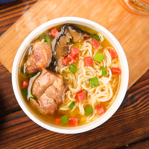 Fideos Instantáneos de <span class=keywords><strong>Pollo</strong></span> Frito con Cebollino, 65g, 20% de Grasa, en Vaso de Papel, Bajo MOQ, Venta Caliente, Snack para Distribución Minorista en E-commerce - Product Image 2