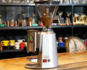 Molinillo de Café Eléctrico Comercial Profesional de 64 mm y 110 V, Df64, de Aluminio y Acero Inoxidable, con Muelas Planas 1Zpresso, en Venta - Product Image 5