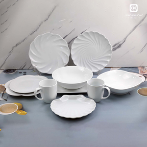 Assiettes plates rondes blanches en céramique, vaisselle de luxe, ensembles de vaisselle blanche, vaisselle de haute qualité, service de table - Product Image 3