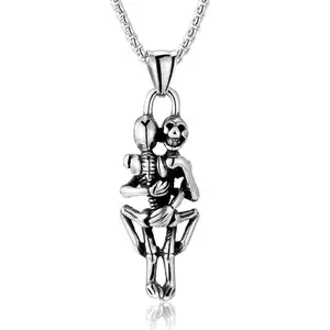 Панк ювелирные изделия из нержавеющей стали goth skeleton love hug necklace