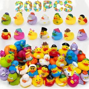 Juguete de Baño de Plástico y Goma Creativo de Halloween con Sonido de Trompeta, Forma Profesional para Jugar en el Agua, Pato Amarillo - Product Image 1