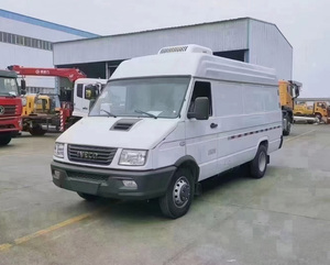 Nouveau véhicule de transport réfrigéré de Type mini Ivec Euro 5 Standard Diesel Fuel Automatic 4x2 Drive freeze truck - Product Image 3
