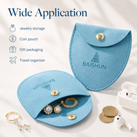 Pochette en microfibre avec rabat arrondi et fermoir doré, bleu clair, pour bijoux, pièces de monnaie, cadeaux, rangement de voyage