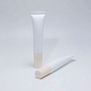 Tubos de bálsamo labial de plástico vacíos, envases blandos, logotipo personalizado, tubo de brillo labial, tapa de rosca, herramientas de maquillaje cosmético - Product Image 3