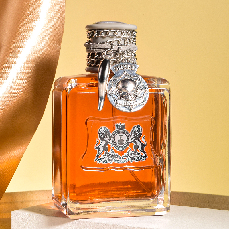 Hot Woody Scent