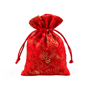 Sacs cadeaux du Nouvel An chinois, sacs en satin pour cadeaux de mariage, pochettes à bijoux avec cordon de serrage - Product Image 1
