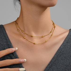 Collar Gargantilla QUSEDINY de Acero Inoxidable Chapado en Oro de 18K con <span class=keywords><strong>Cadena</strong></span> de Eslabones y Dije Geométrico en Forma de Corazón, Estilo Moderno y Actual - Product Image 6