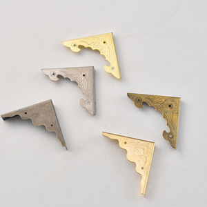 New Chinese Style Bat Shaped <b>Corner</b> <b>Protectors</b> Carbon Steel Anti Scratch Furniture Pads - Product Image 3