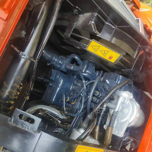 Mini maison Japon kubota U20 Pelles hydrauliques sur chenilles d'occasion 2 tonnes u20-3s Godet pelleteuses d'occasion - Product Image 5